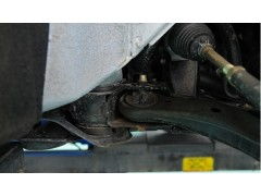 连杆 连接汽车工业与精细化供应的关键部件